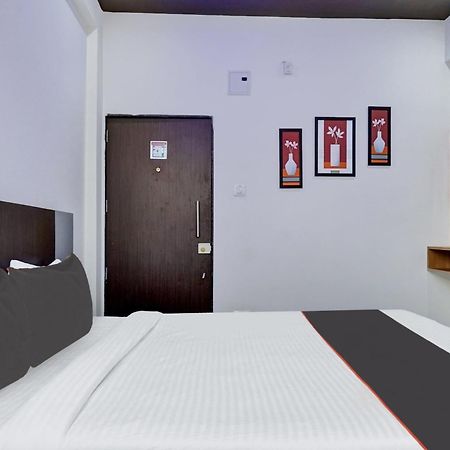 Super Collection O Eon Inn Near Pune Airport Kharadi Exterior foto